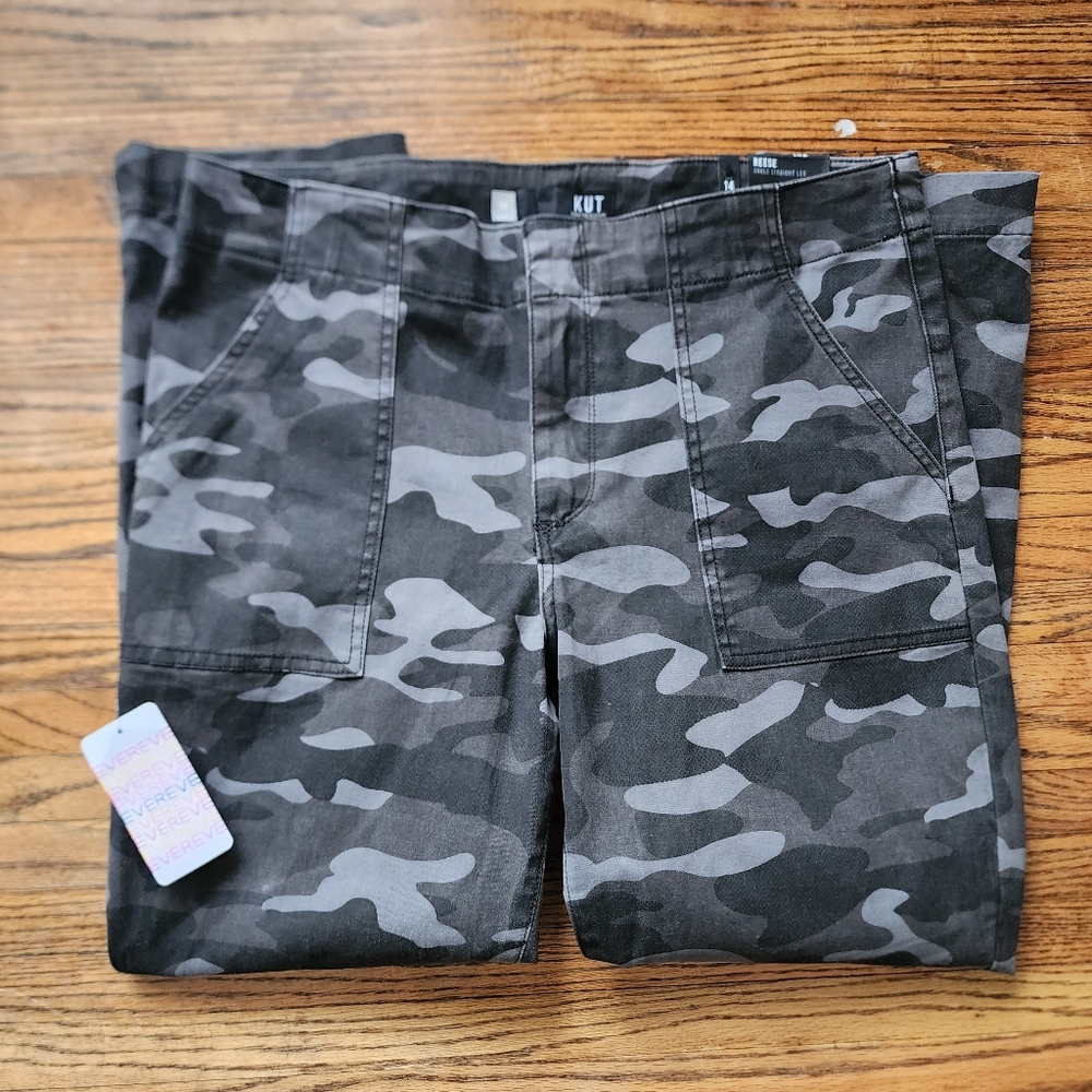 Kut from the Kloth Women’s Straight Leg Camo Jeans - Black & Gray